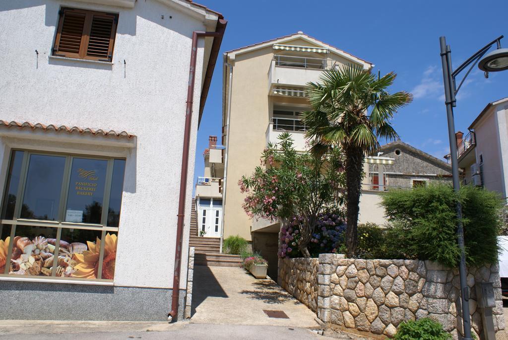 Apartment Adria Sun Porat  Εξωτερικό φωτογραφία